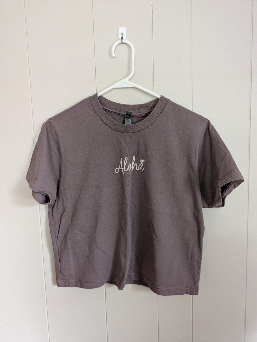 Taupe Cotton Relaxed Fit Cropped Tee Size Medium "Aloha Kalai Hawaii"